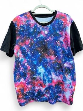 Galaxy Print Tee | Black Sleeves | Cosmic Nebula Graphic | Size Large